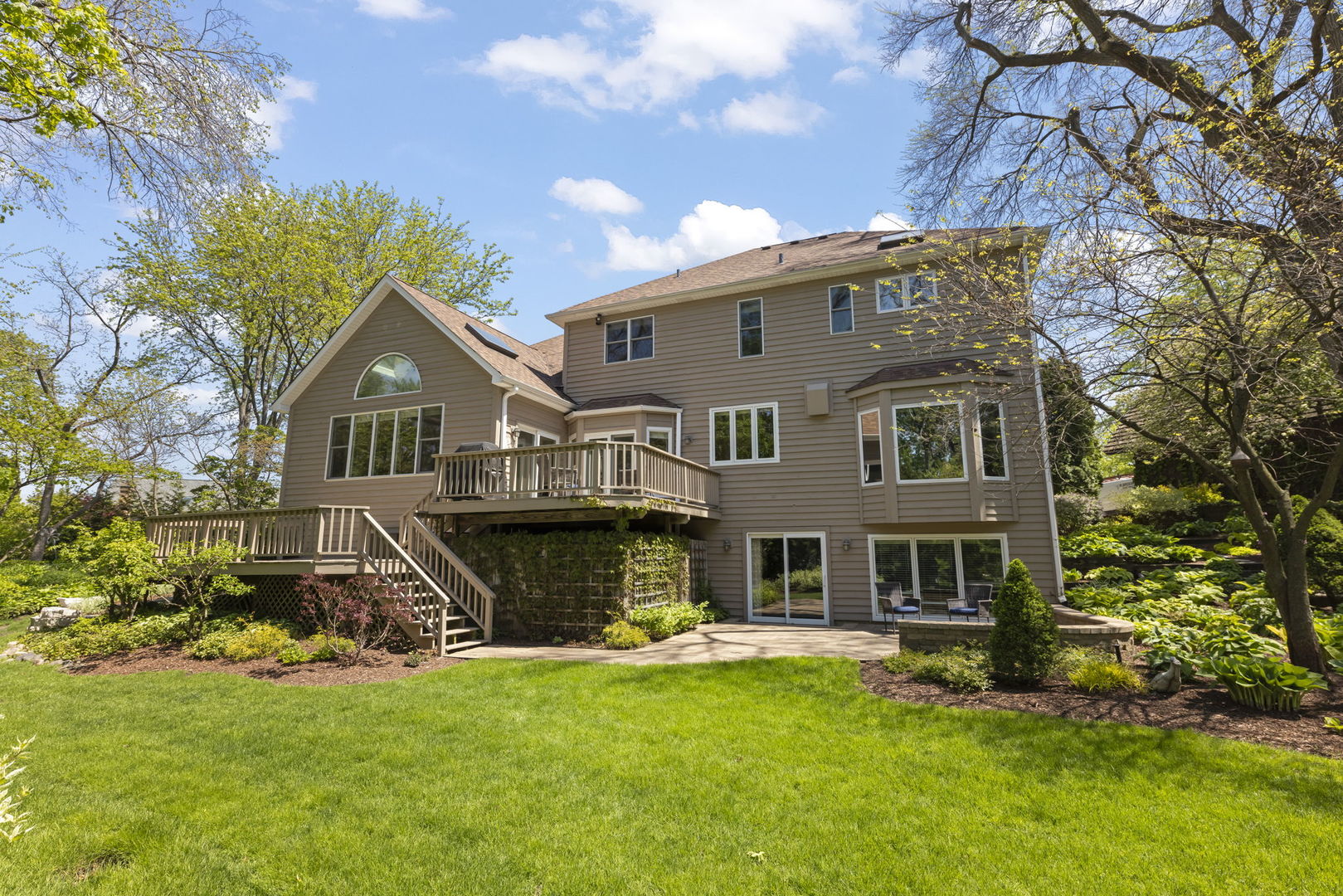 1262 Midwest Lane Wheaton IL 60189