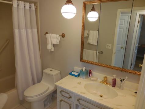 2653 North Bradford Drive Arlington Heights IL 60004