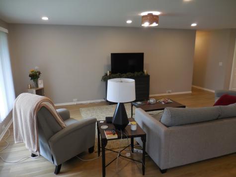 2653 North Bradford Drive Arlington Heights IL 60004