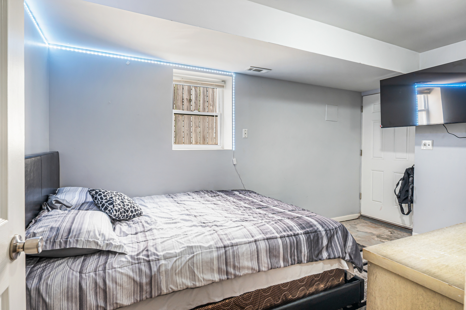 4049 West Crystal Street Chicago IL 60651