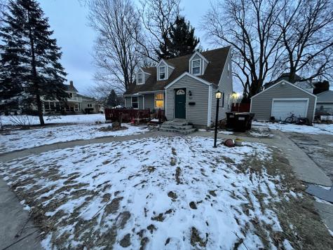 821 North 8th Street Rochelle IL 61068