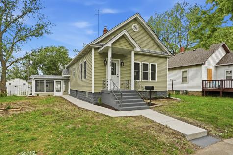 183 North Cleveland Avenue Bradley IL 60915