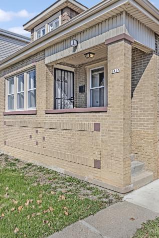 9105 South Racine Avenue Chicago IL 60620