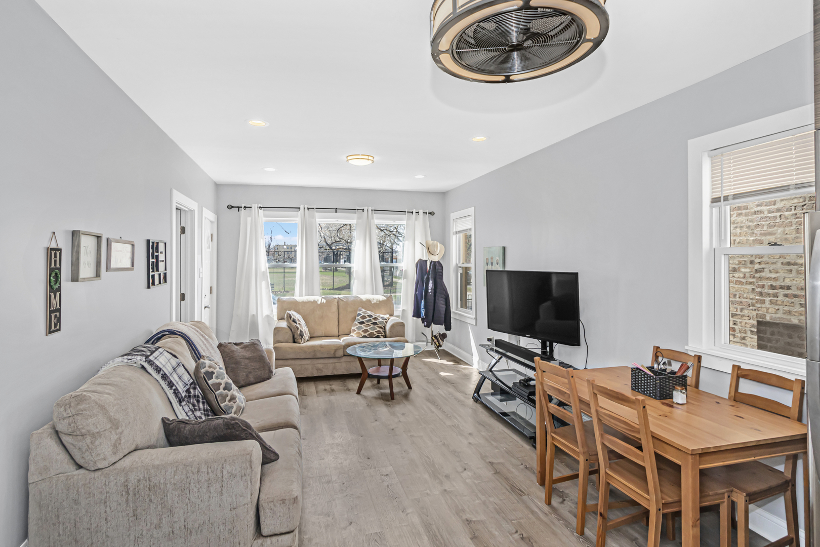 9105 South Racine Avenue Chicago IL 60620