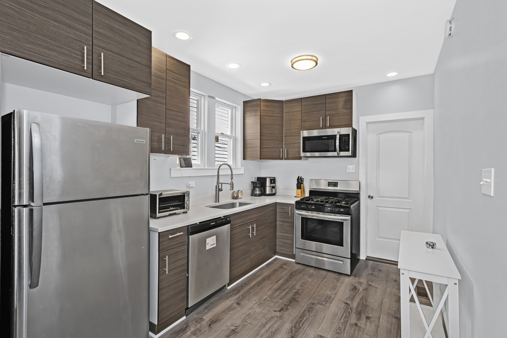 9105 South Racine Avenue Chicago IL 60620