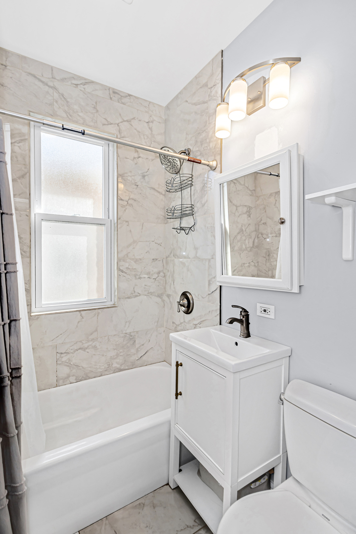 9105 South Racine Avenue Chicago IL 60620