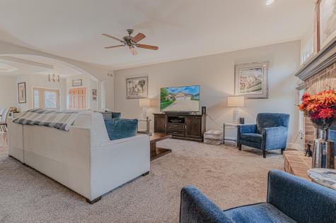 236 Schmidt Drive Hampshire IL 60140