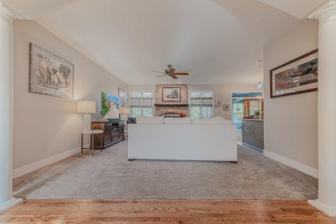 236 Schmidt Drive Hampshire IL 60140