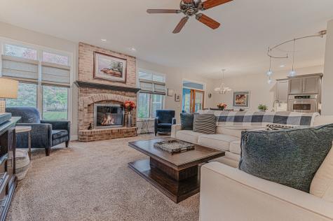 236 Schmidt Drive Hampshire IL 60140