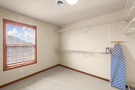 2204 Edgewater Place Champaign IL 61822