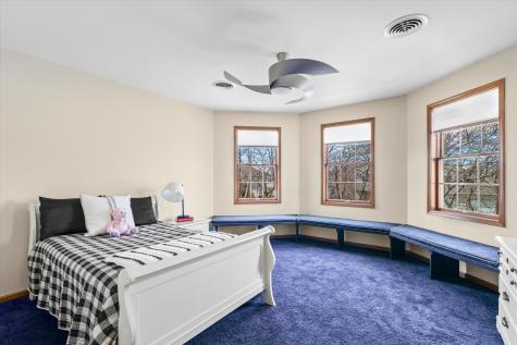 2204 Edgewater Place Champaign IL 61822