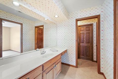 2204 Edgewater Place Champaign IL 61822