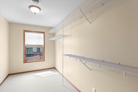 2204 Edgewater Place Champaign IL 61822