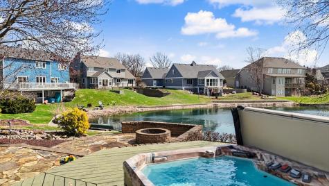 2204 Edgewater Place Champaign IL 61822