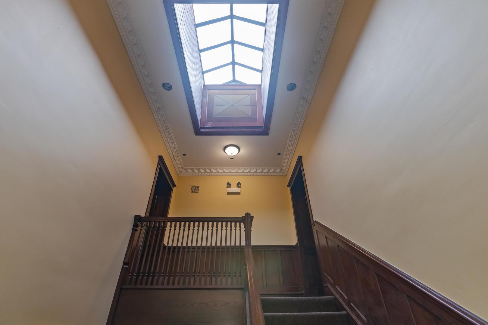 444 East 48th Street Chicago IL 60615