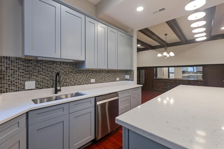 444 East 48th Street Chicago IL 60615