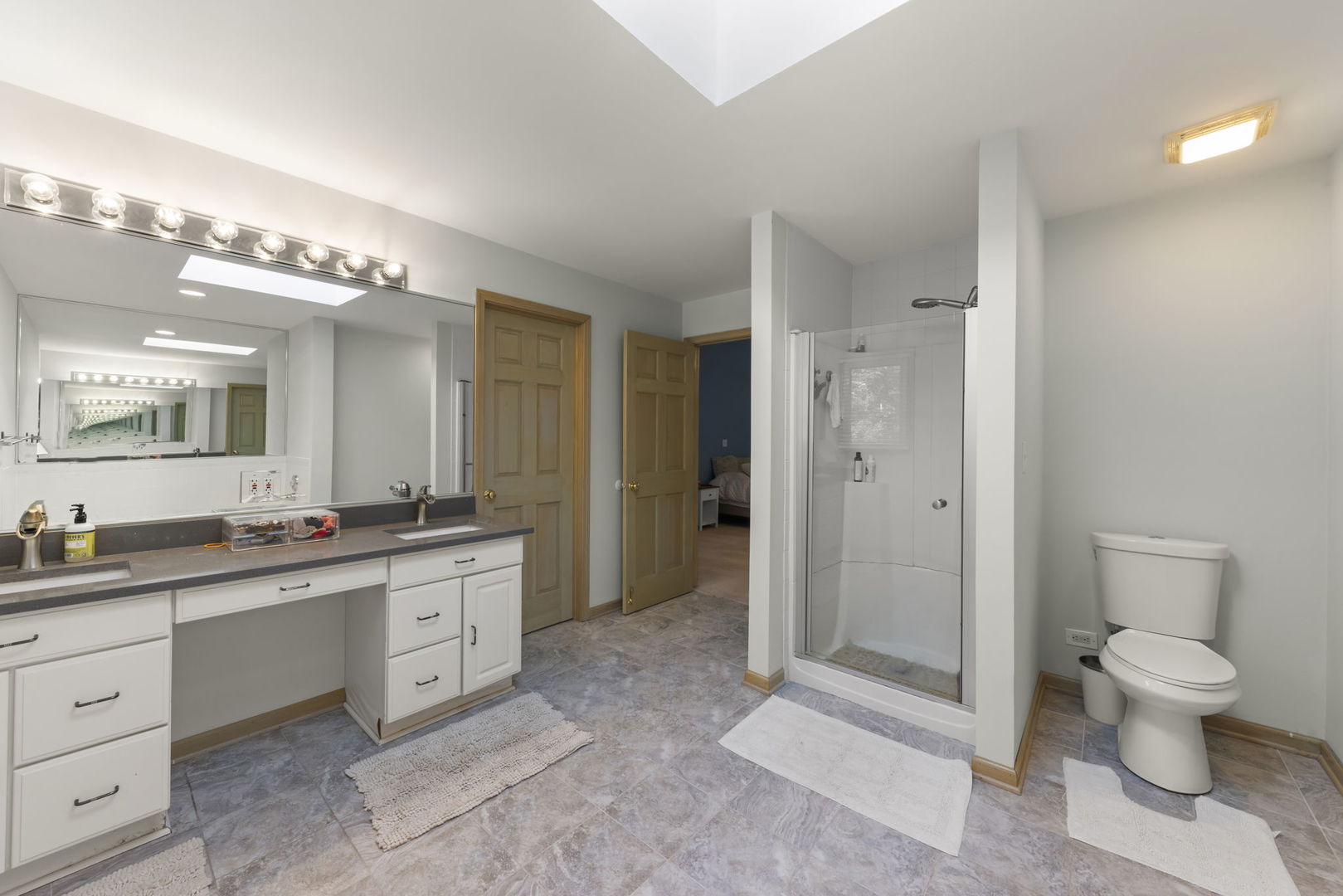 11 Roanoke Court Bolingbrook IL 60440