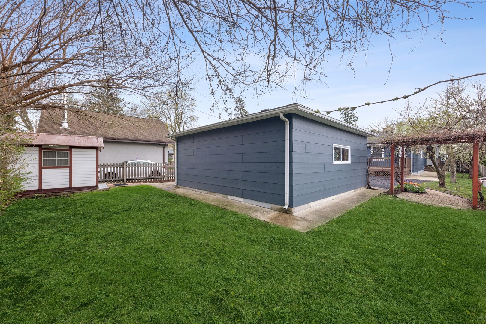 123 East Columbia Avenue Elmhurst IL 60126