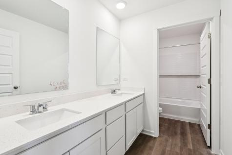 1853 Baler Avenue Aurora IL 60503