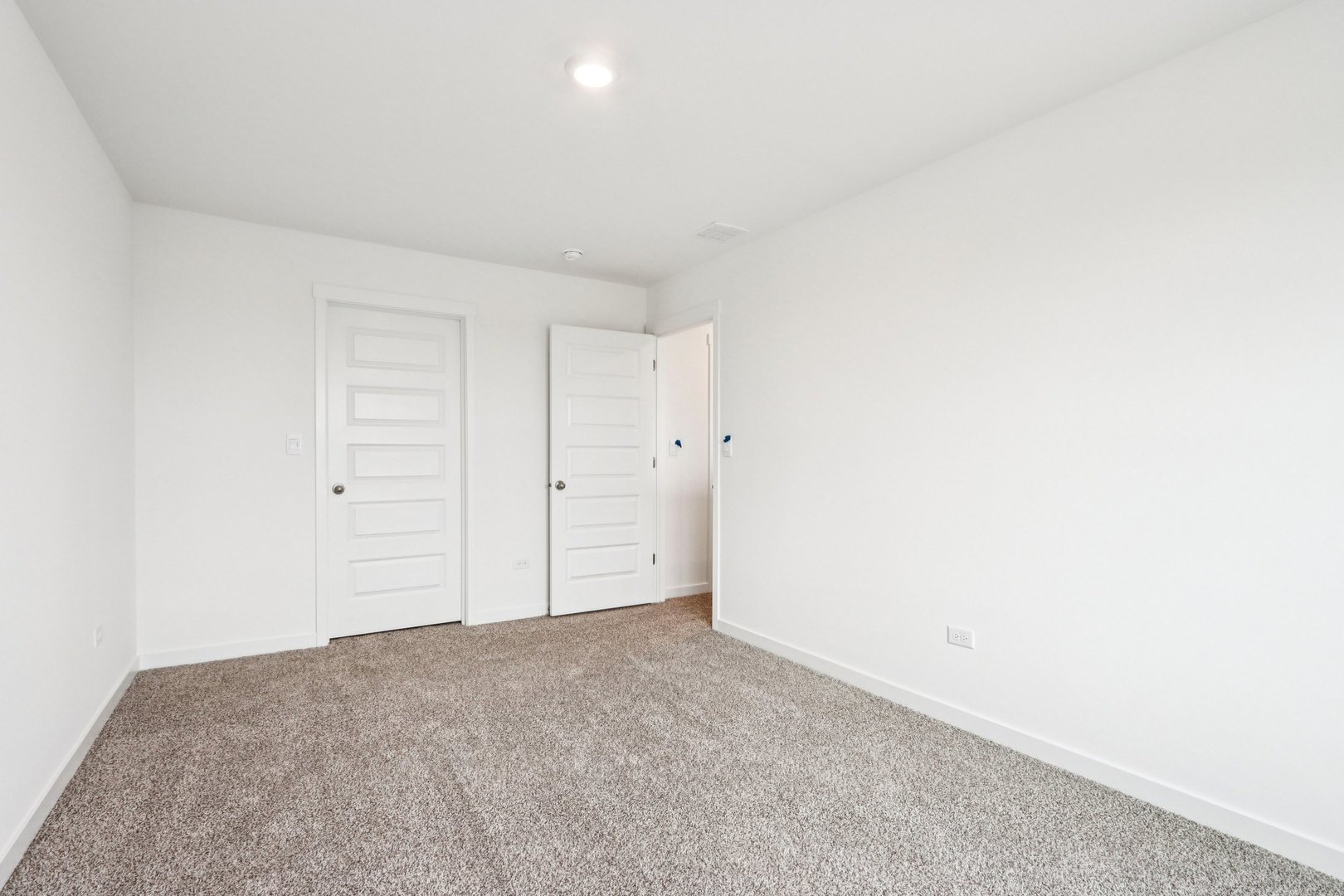 1853 Baler Avenue Aurora IL 60503