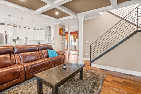 694 Hart Road Batavia IL 60510