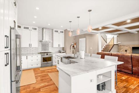 694 Hart Road Batavia IL 60510