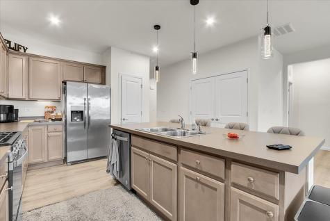 3243 Sweetgrass Circle Aurora IL 60503