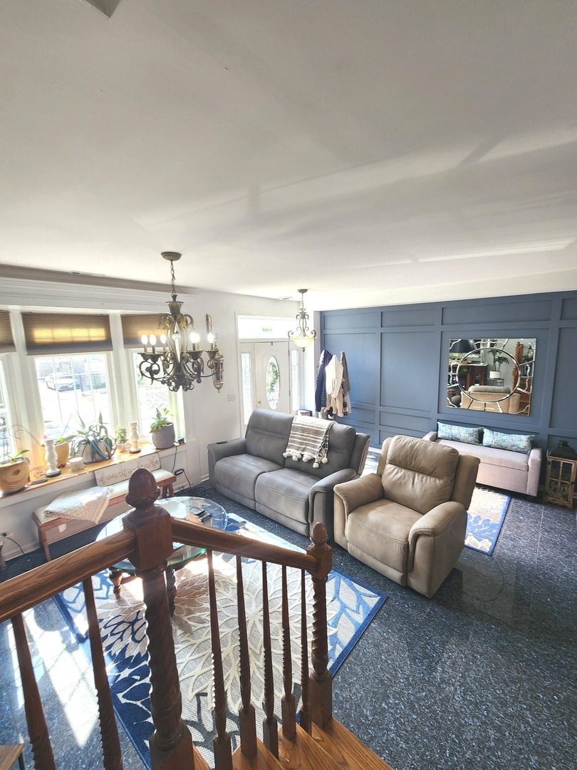 2025 North Sawyer Avenue Chicago IL 60647