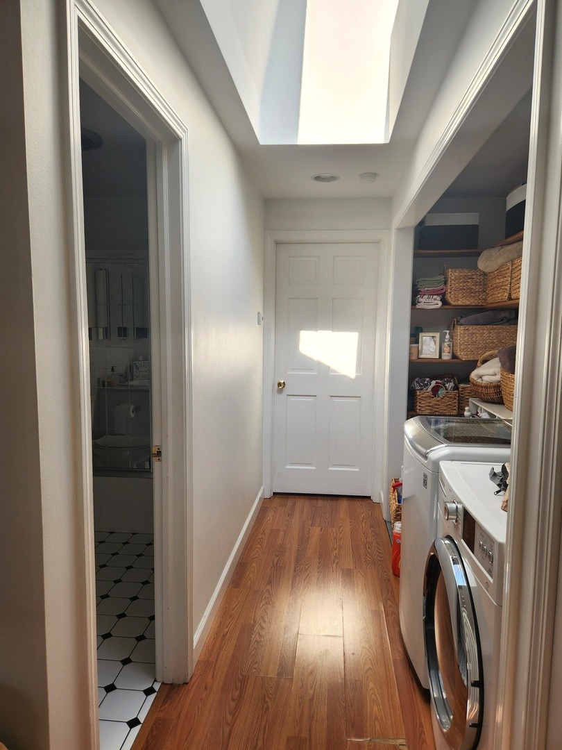 2025 North Sawyer Avenue Chicago IL 60647