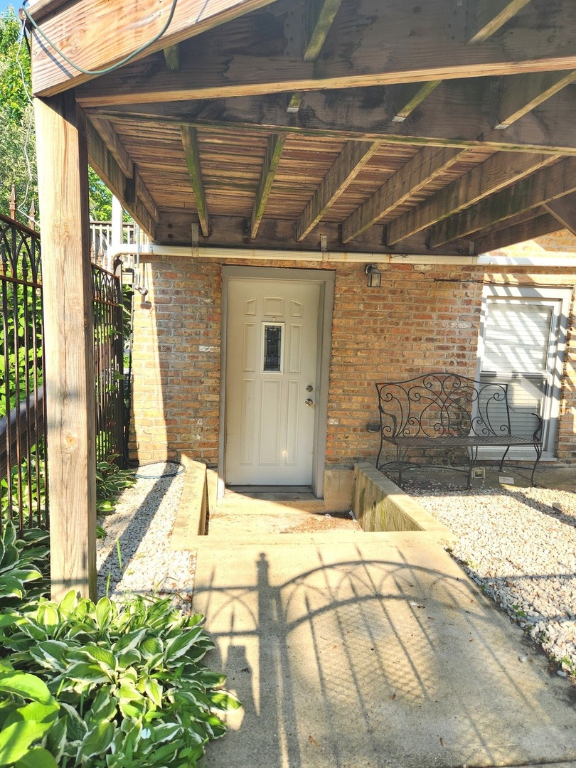 2025 North Sawyer Avenue Chicago IL 60647