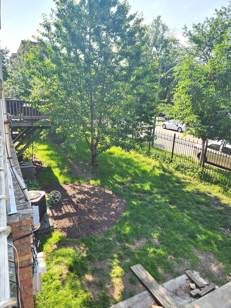 2025 North Sawyer Avenue Chicago IL 60647