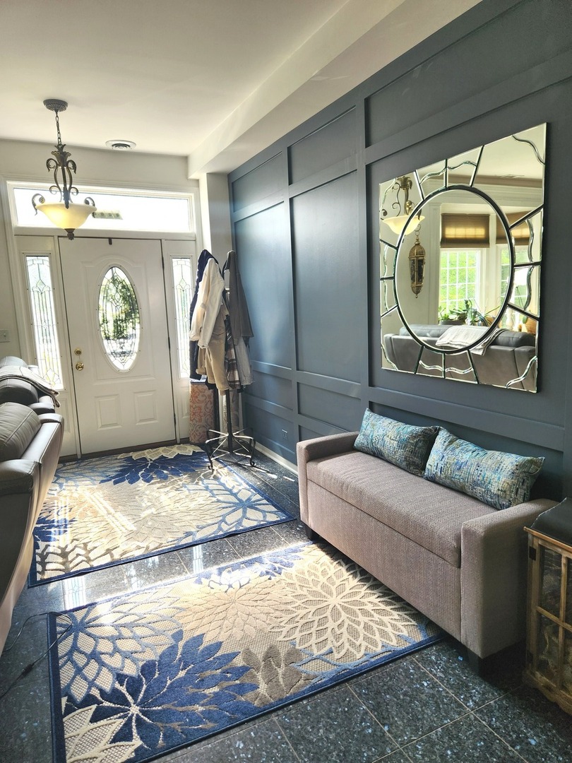 2025 North Sawyer Avenue Chicago IL 60647