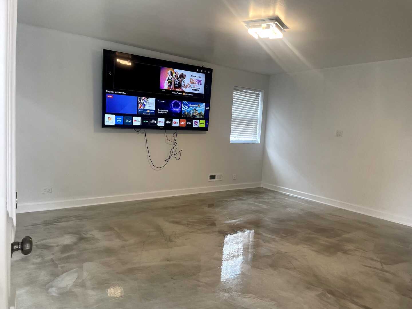 3853 West 83rd Place Chicago IL 60652