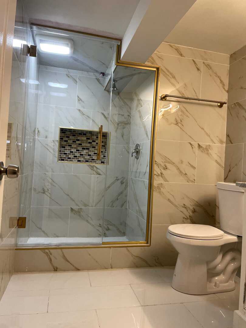 3853 West 83rd Place Chicago IL 60652