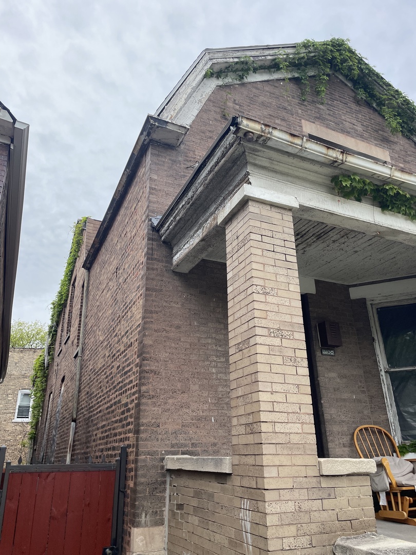 6100 South Bishop Street Chicago IL 60636