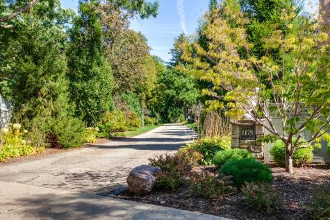 1175 Edgewood Road Lake Forest IL 60045