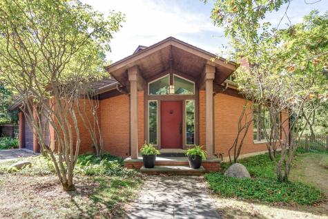 1175 Edgewood Road Lake Forest IL 60045