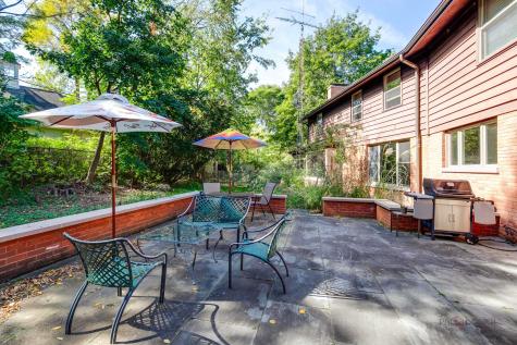 1175 Edgewood Road Lake Forest IL 60045