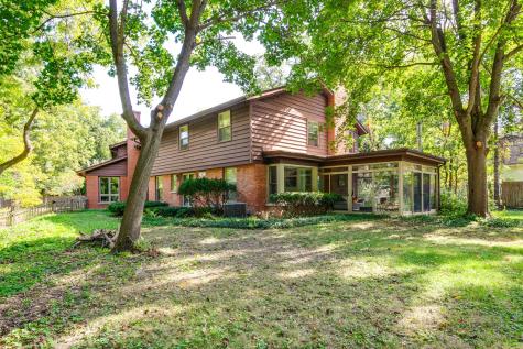 1175 Edgewood Road Lake Forest IL 60045