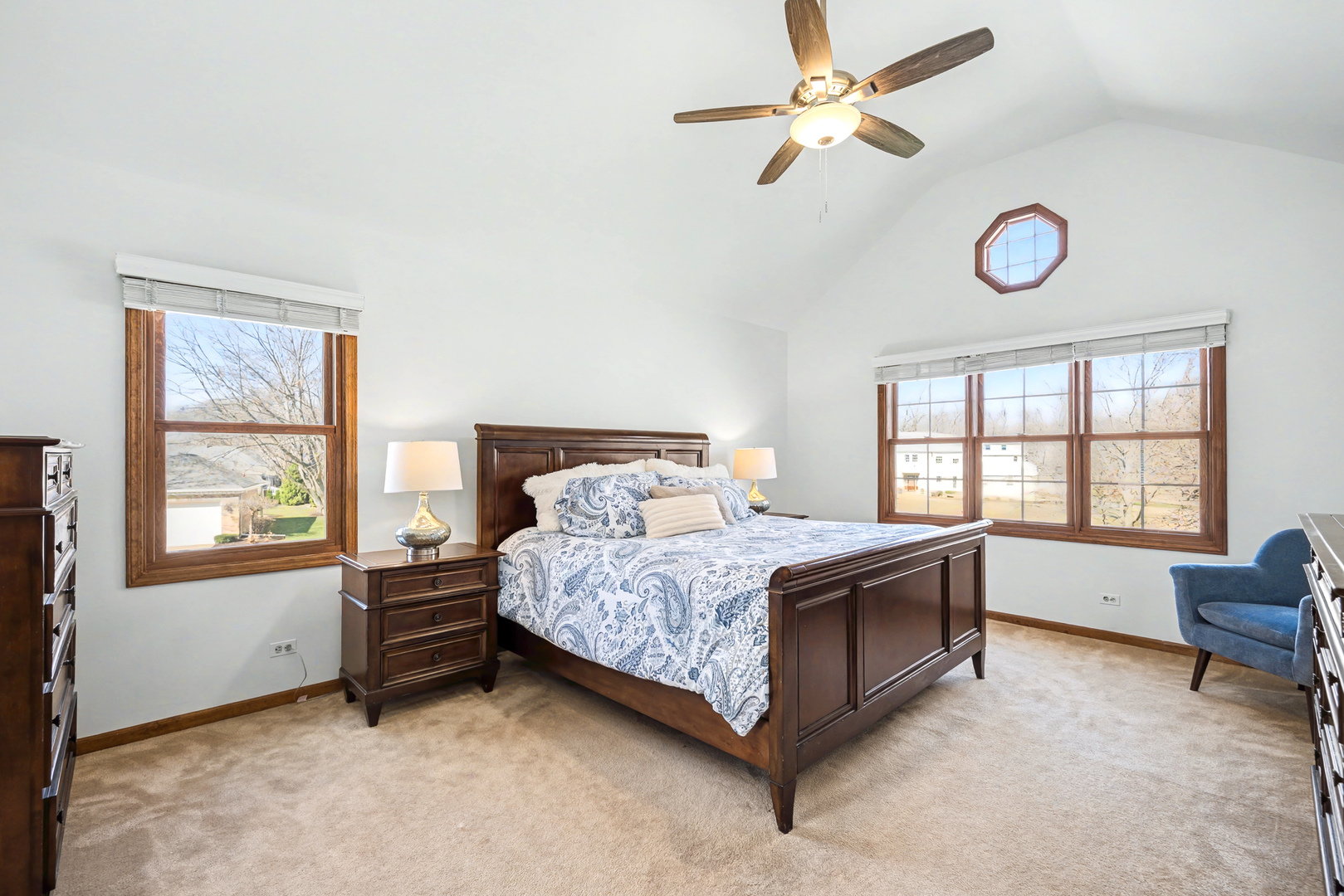 2012 Somerset Lane Wheaton IL 60189
