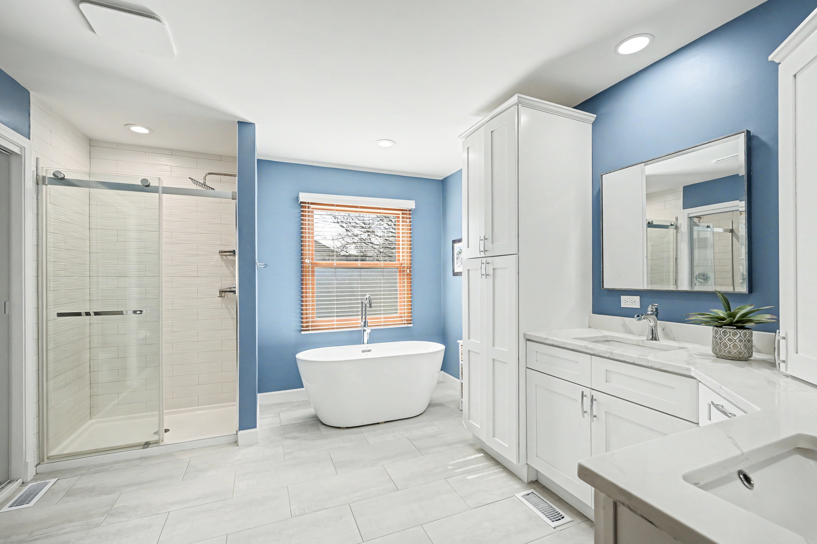 2012 Somerset Lane Wheaton IL 60189