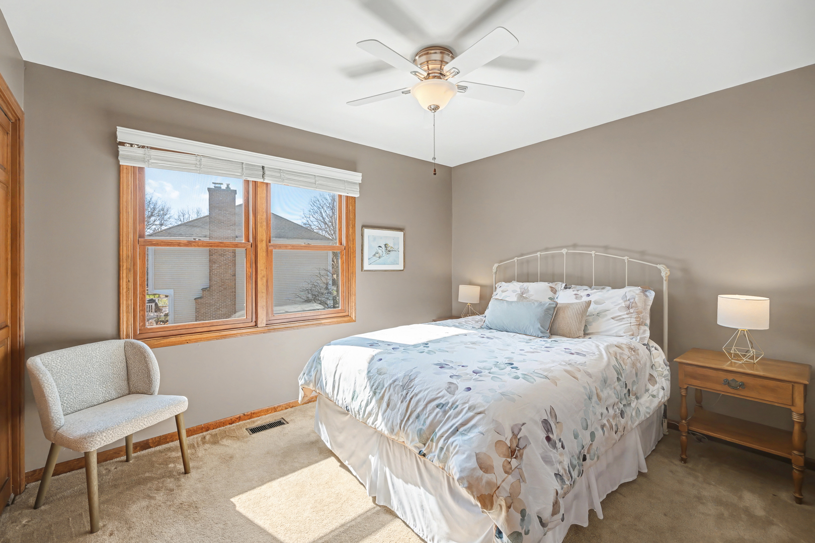 2012 Somerset Lane Wheaton IL 60189