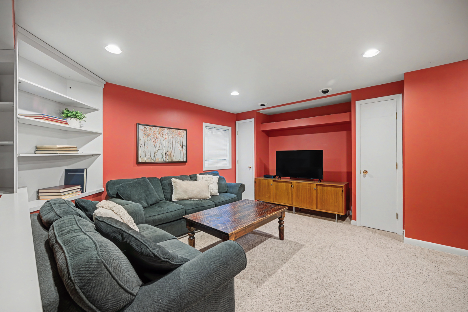 2012 Somerset Lane Wheaton IL 60189
