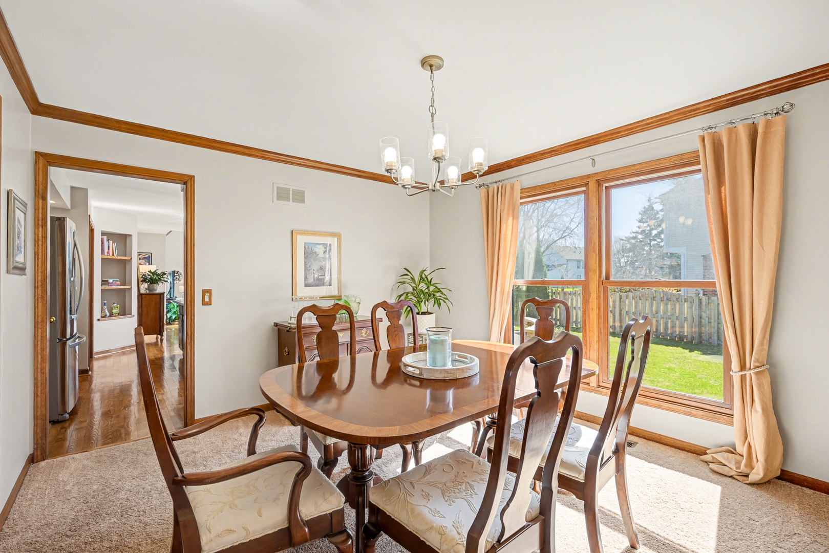 2012 Somerset Lane Wheaton IL 60189