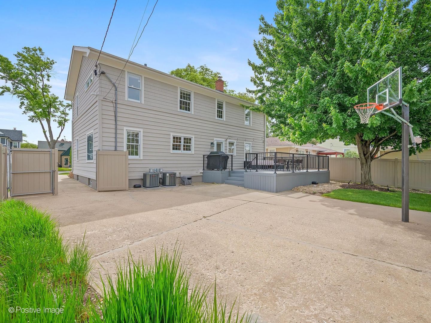828 South Cambridge Avenue Elmhurst IL 60126