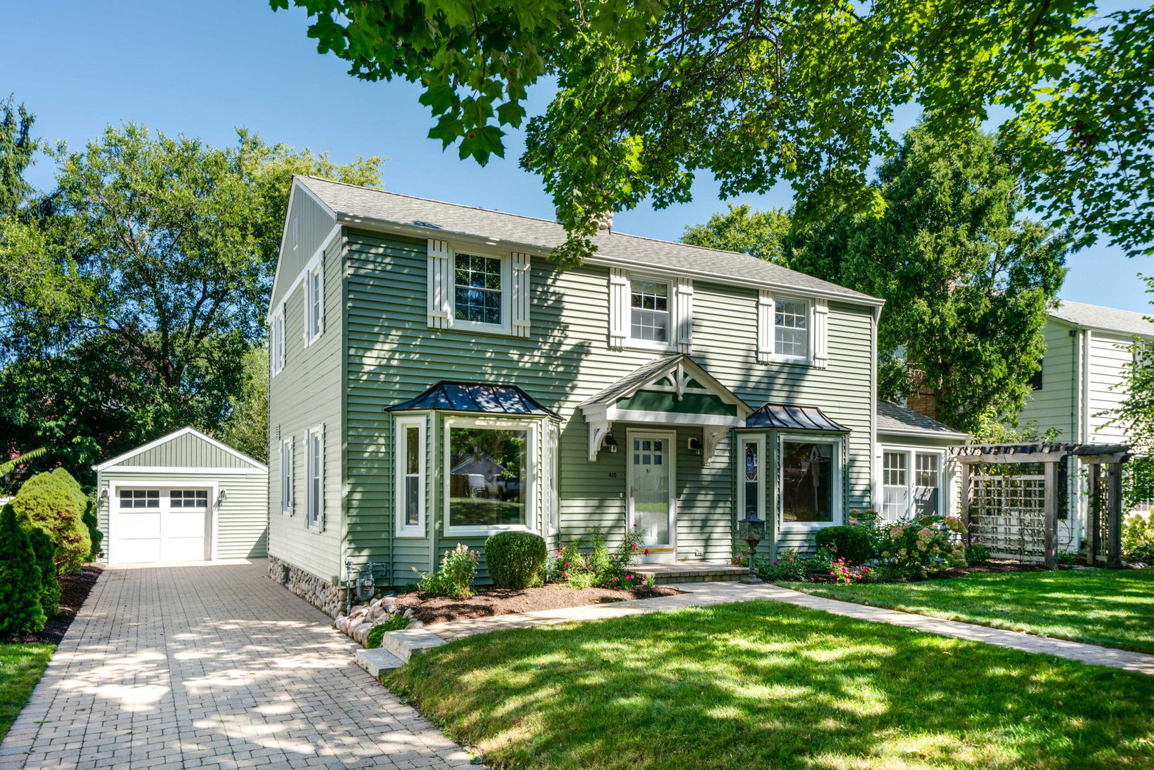 410 East Rockland Road Libertyville IL 60048