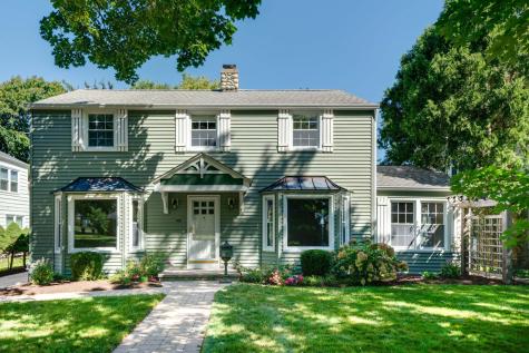 410 East Rockland Road Libertyville IL 60048