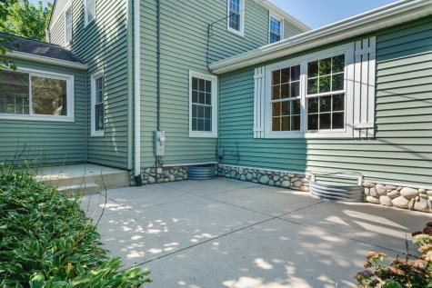 410 East Rockland Road Libertyville IL 60048