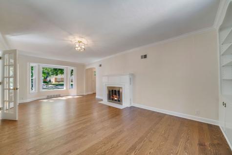 410 East Rockland Road Libertyville IL 60048