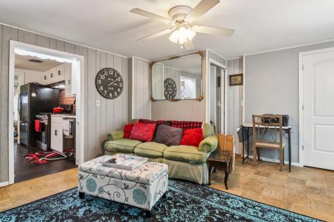 4552 West 89th Street Hometown IL 60456